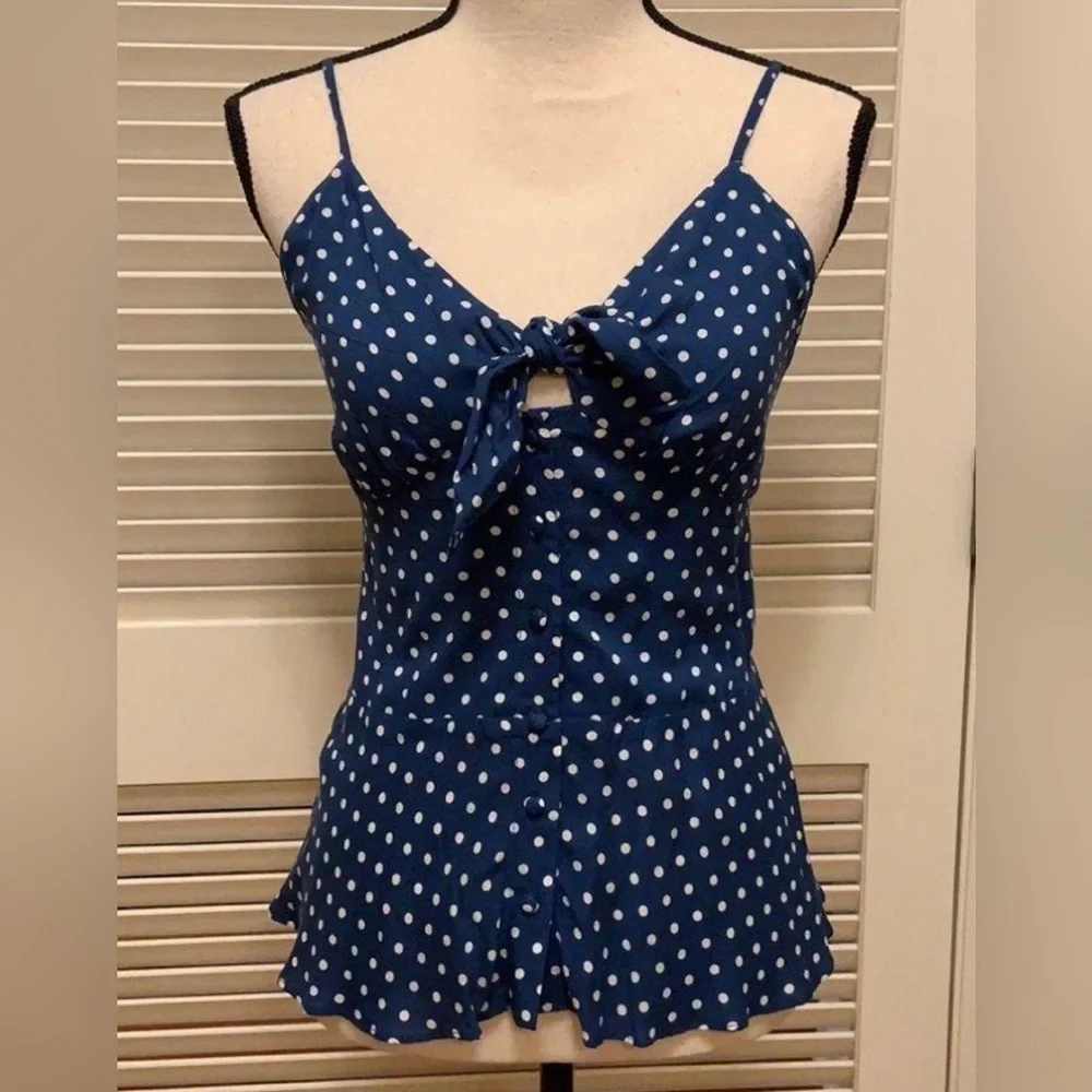 {SOLD} NWT Jessica Simpson Blue & White Polka Dot Ruffle Cami Tank- Size Small - Picture 2 of 5